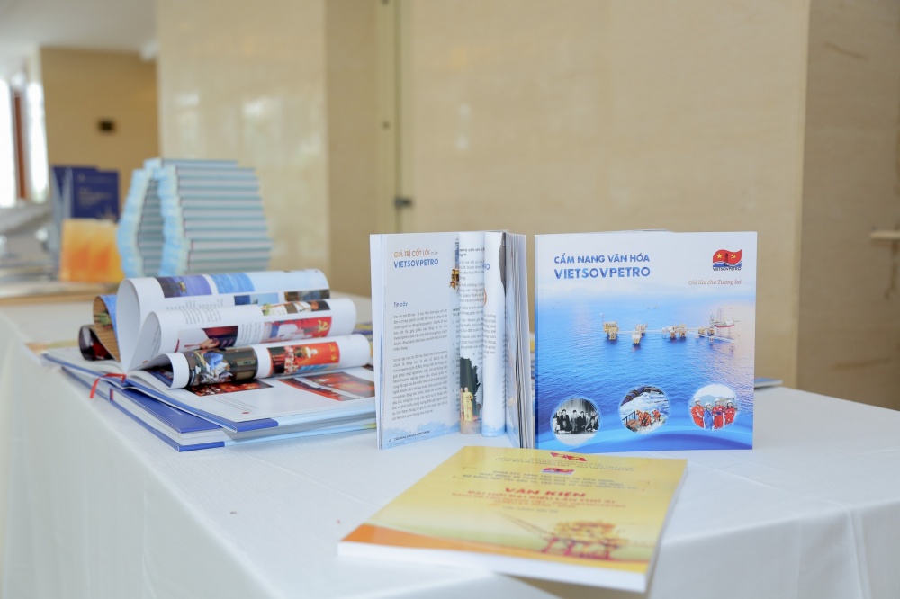 Petrovietnam tổ chức Hội nghị tập huấn về công tác truyền thông, văn hoá doanh nghiệp, an sinh xã hội