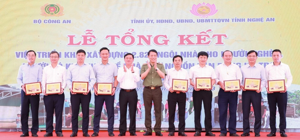 PVEP đồng hành xây dựng 2820 căn nhà cho người nghèo tại Nghệ An