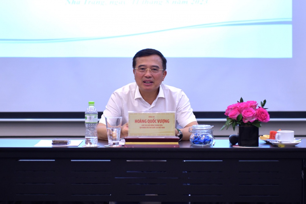 Chủ tịch HĐTV Petrovietnam làm việc với các đơn vị thành viên về triển vọng đầu tư tại Khánh Hoà