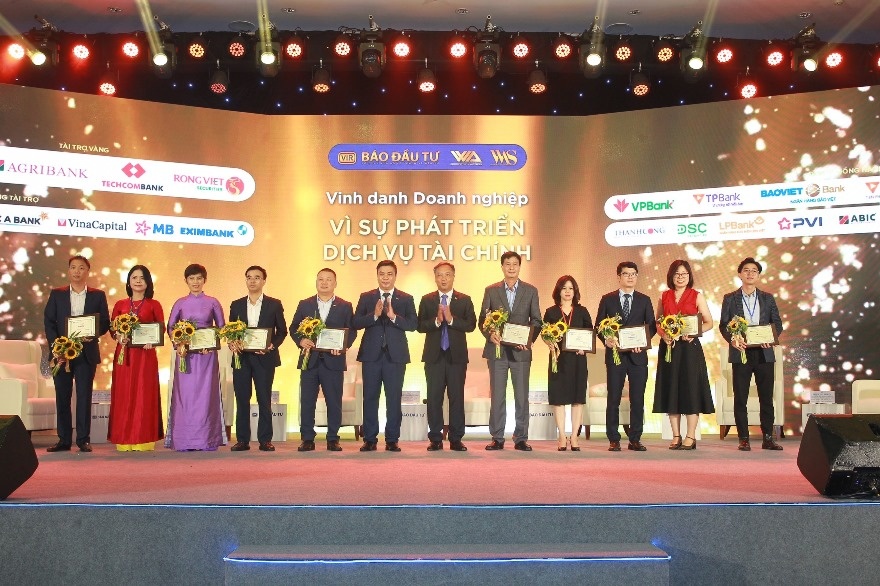 Agribank được vinh danh 2 Sản phẩm dịch vụ tài chính tiêu biểu