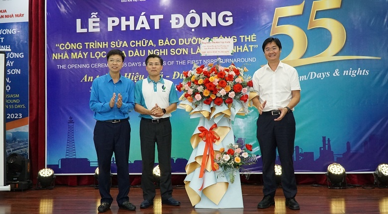 Lễ phát động công trình sửa chữa, bảo dưỡng tổng thể nhà máy Lọc hóa dầu Nghi Sơn lần thứ nhất Lễ phát động công trình sửa chữa, bảo dưỡng tổng thể nhà máy Lọc hóa dầu Nghi Sơn lần thứ nhất