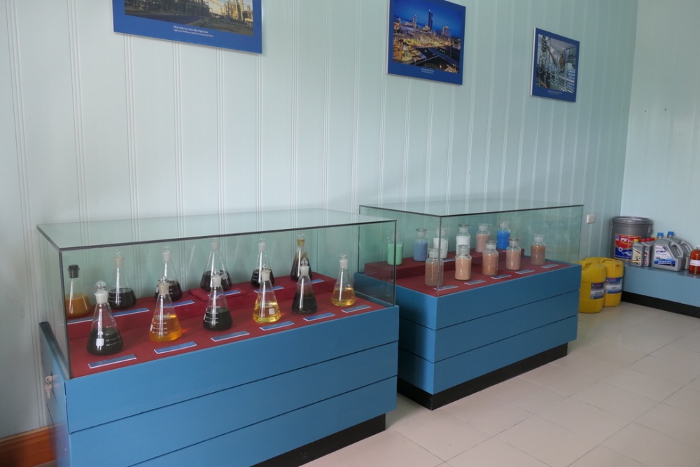 Cán bộ truyền thông Petrovietnam thăm Khu lưu niệm Công trình Dầu khí đầu tiên