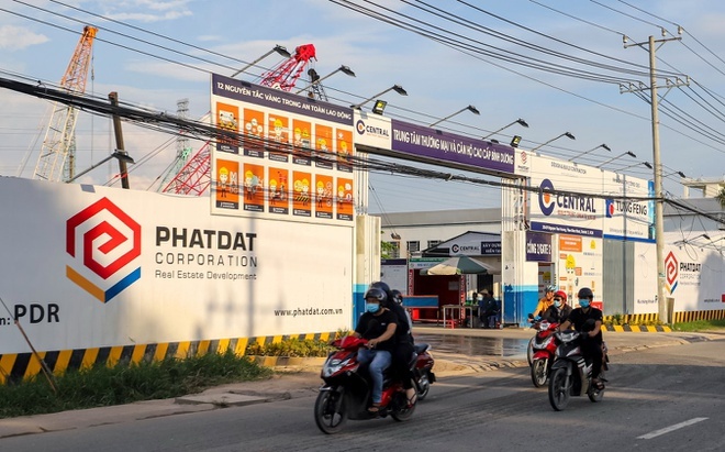 Tin bất động sản ngày 17/8: Hà Nội điều chỉnh khu nhà ở Thạch Bàn Lakeside