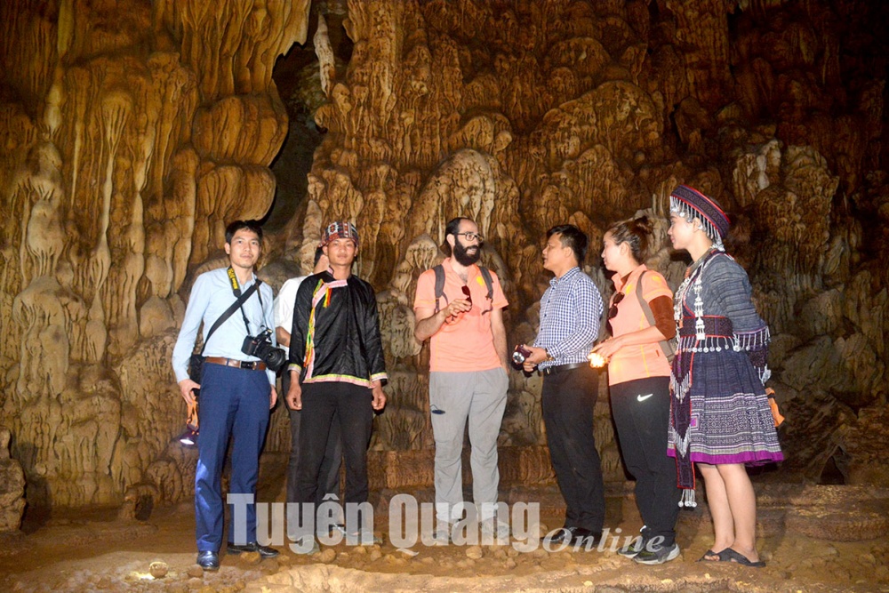Tuyên Quang: Khai thác tiềm năng hang động để phát triển du lịch Tuyên Quang: Khai thác tiềm năng hang động để phát triển du lịch