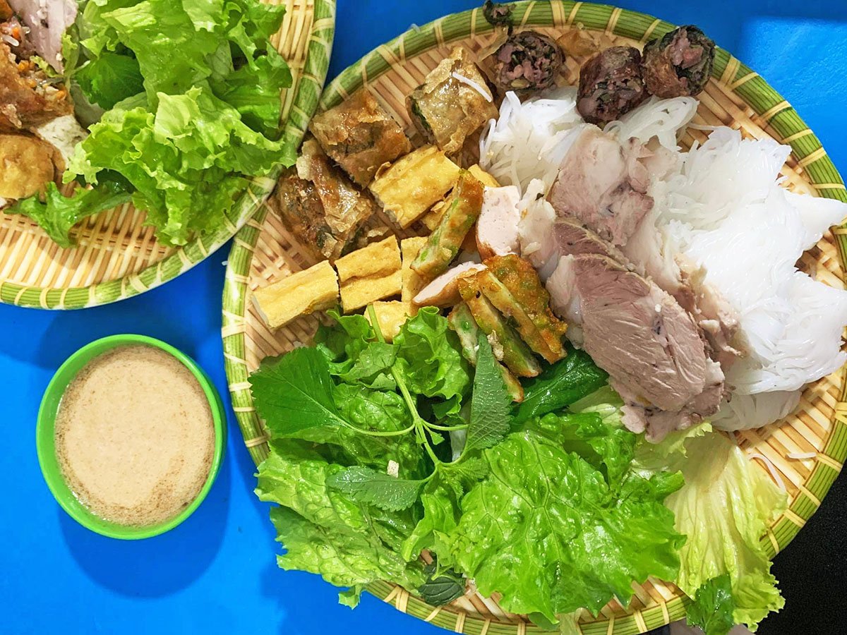 TasteAtlas giới thiệu những món sợi phổ biến nhất của Việt Nam