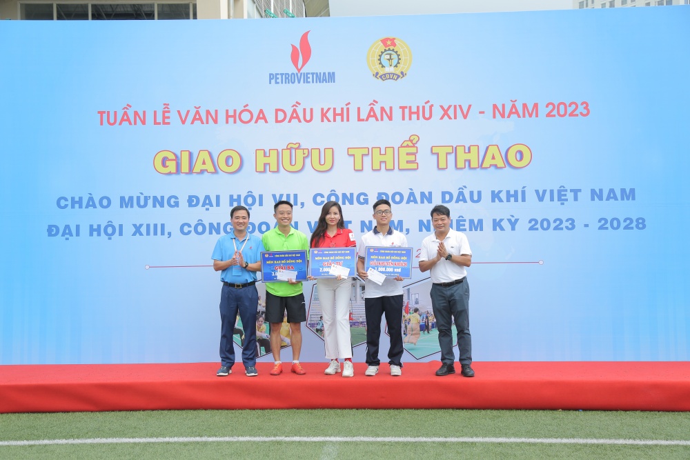 Công đoàn PV Power tích cực triển khai các hoạt động hưởng ứng Tuần lễ Văn hóa Dầu khí lần thứ XIV Công đoàn PV Power tích cực triển khai các hoạt động hưởng ứng Tuần lễ Văn hóa Dầu khí lần thứ XIV