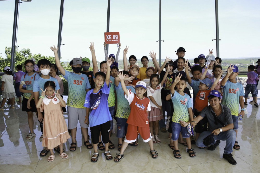 BSR tổ chức khen thưởng cho con em CBCNV