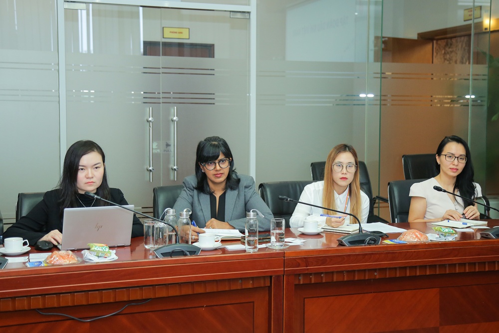 Lãnh đạo Petrovietnam làm việc với Fitch Ratings