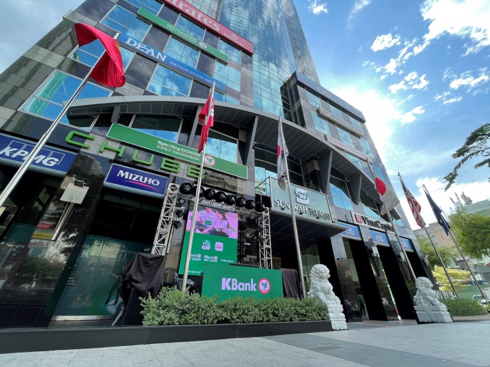 Tin ngân hàng ngày 23/8: KBank (Thái Lan) muốn mua lại Home Credit Việt Nam với giá 1 tỷ USD