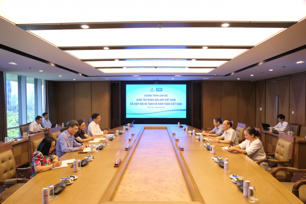 Toàn cảnh buổi gặp mặt Toàn cảnh buổi gặp mặt