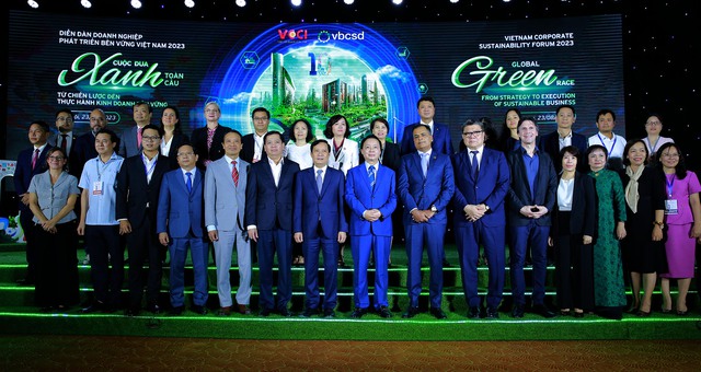 Thúc đẩy chuyển đổi xanh trong mọi mặt của đời sống xã hội Thúc đẩy chuyển đổi xanh trong mọi mặt của đời sống xã hội