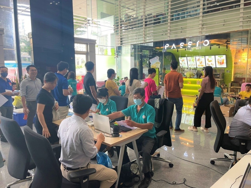Đoàn Thanh niên PVEP tổ chức chương trình Hiến máu tình nguyện “Trao giọt hồng - Trao yêu thương” năm 2023
