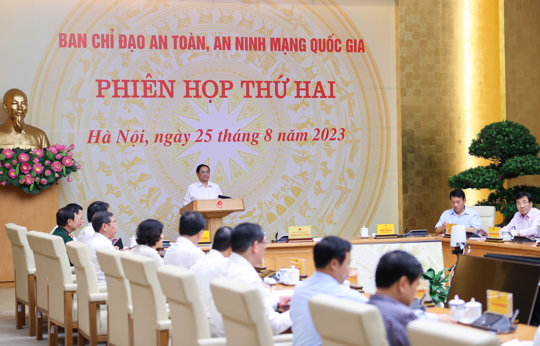 Thủ tướng: Không gian mạng đã trở thành không gian chiến lược