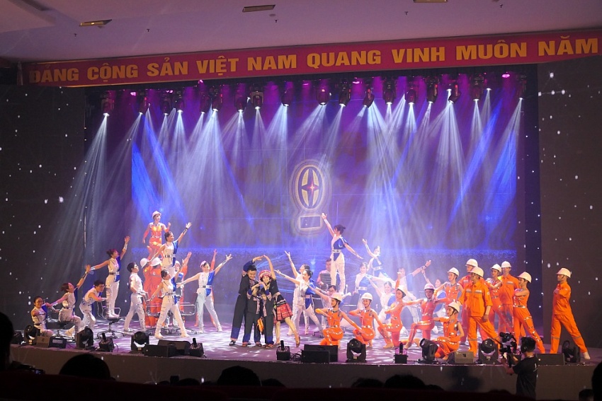 Công bố và trao giải Hội diễn nghệ thuật kỷ niệm 5 năm thành lập Ủy ban Quản lý vốn nhà nước tại doanh nghiệp