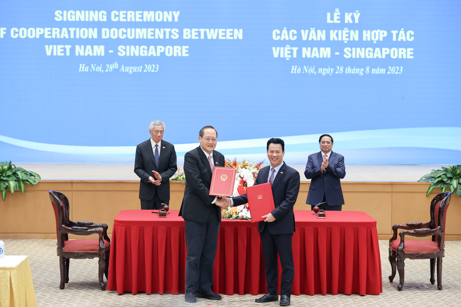 Việt Nam và Singapore ký kết 7 văn kiện hợp tác quan trọng