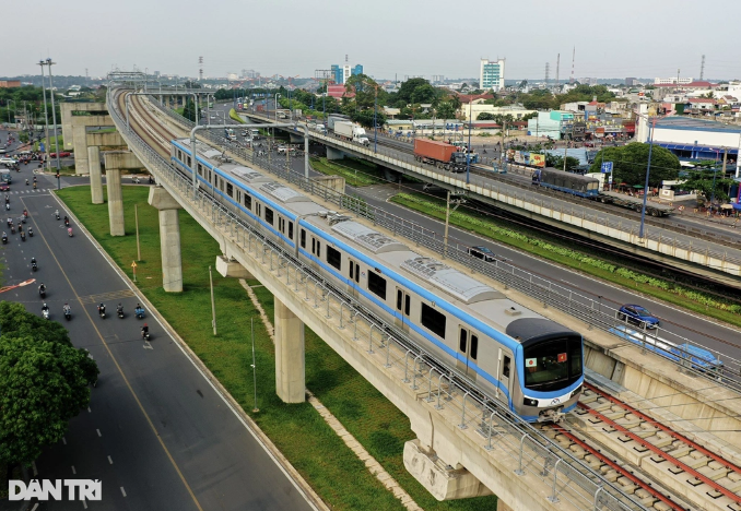 Metro số 1 chạy thử toàn tuyến Metro số 1 chạy thử toàn tuyến