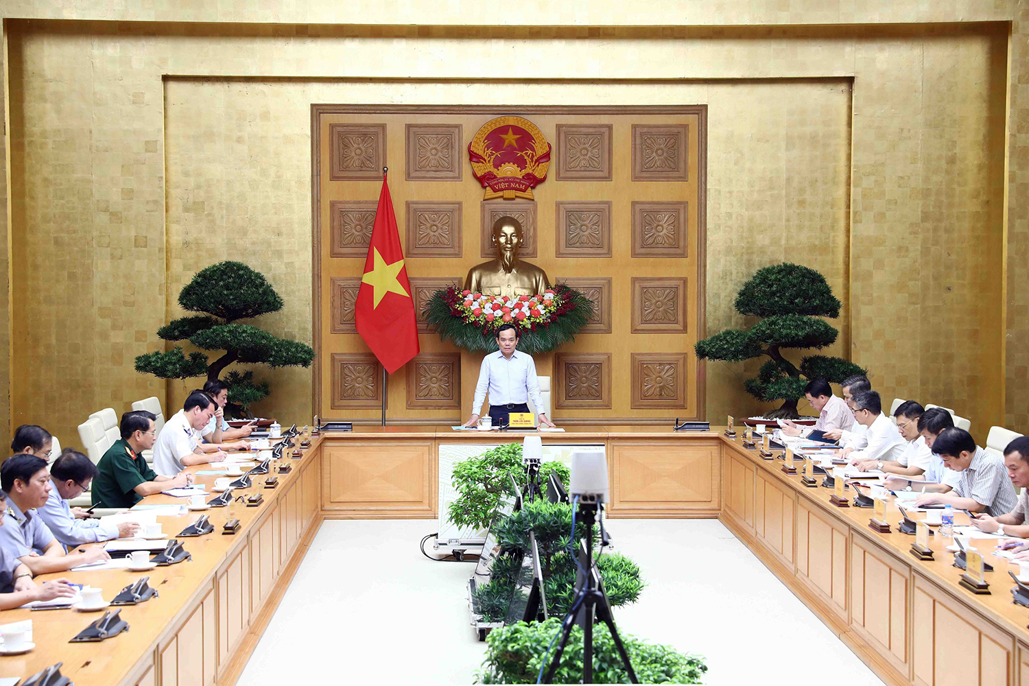 Nỗ lực cao nhất để sớm gỡ được "thẻ vàng"