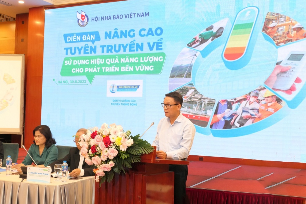 Ông Nguyễn Đức Lợi - Phó Chủ tịch Hội Nhà báo Việt Nam phát biểu khai mạc. Ông Nguyễn Đức Lợi - Phó Chủ tịch Hội Nhà báo Việt Nam phát biểu khai mạc.