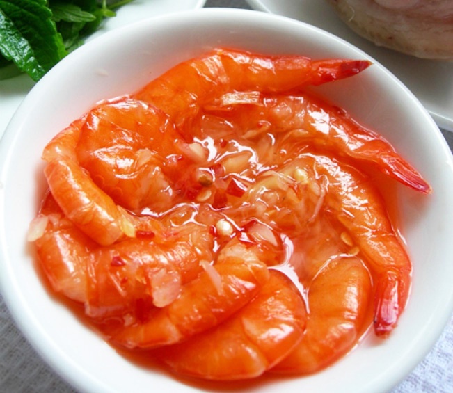 Những đặc sản mà bạn có thể mua về làm quà khi du lịch Huế Những đặc sản mà bạn có thể mua về làm quà khi du lịch Huế