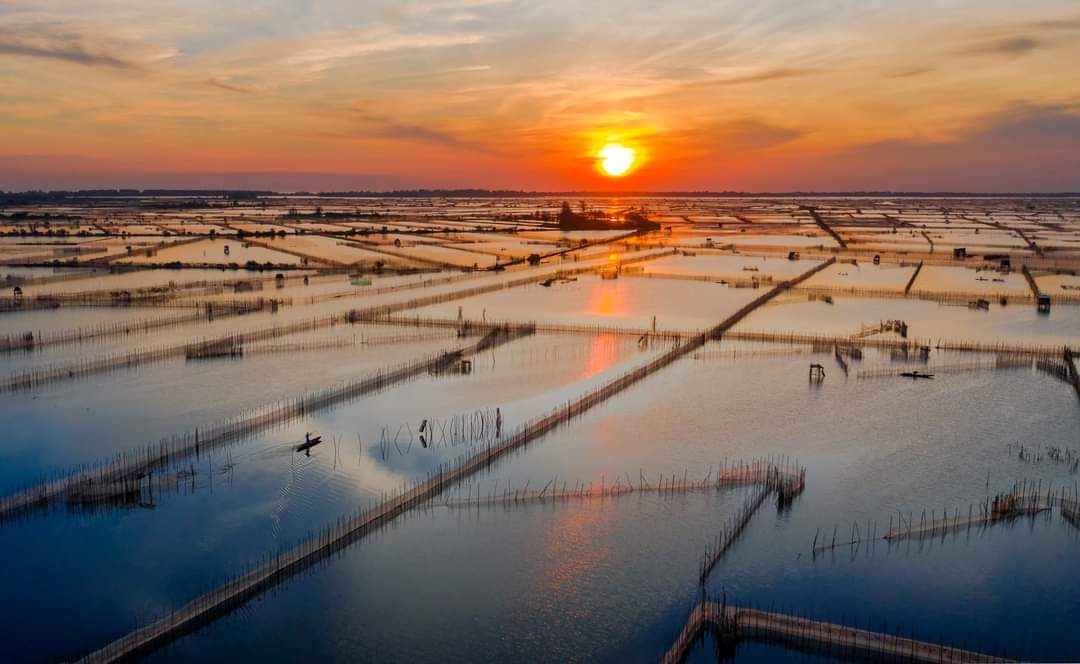Đầm Chuồn, vẻ đẹp vùng đầm phá mộng mơ Đầm Chuồn, vẻ đẹp vùng đầm phá mộng mơ