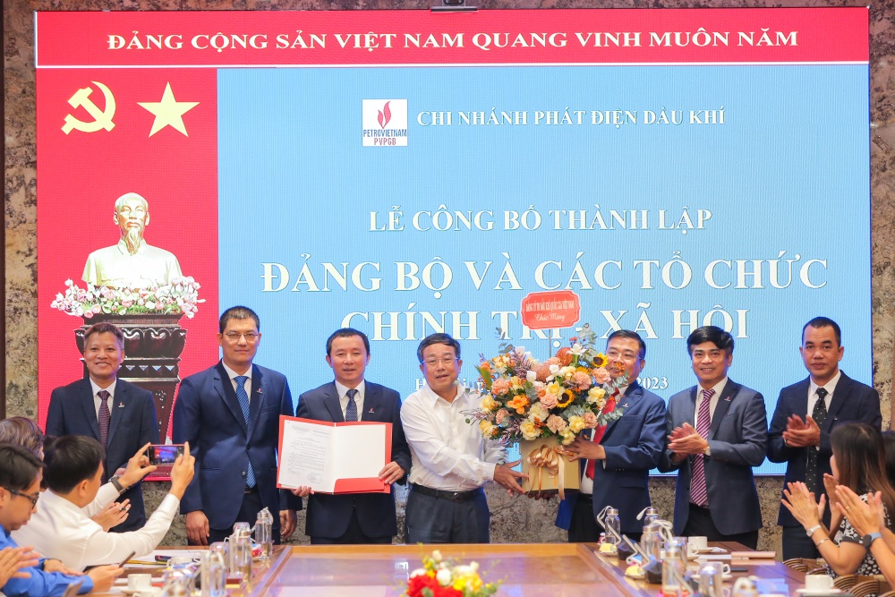 Công bố quyết định thành lập Đảng bộ, Công đoàn và Đoàn Thanh niên Chi nhánh Phát điện Dầu khí