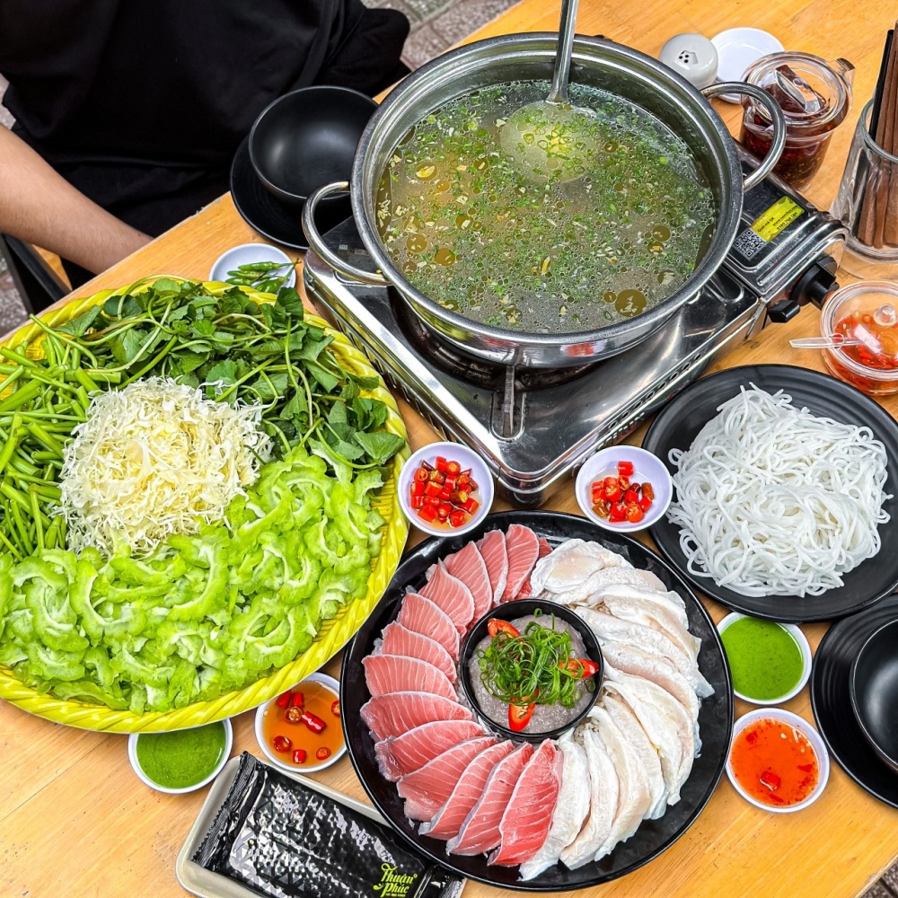 Về Vũng Tàu thưởng thức lẩu mực nấu chao và bún gân cá ngừ Về Vũng Tàu thưởng thức lẩu mực nấu chao và bún gân cá ngừ