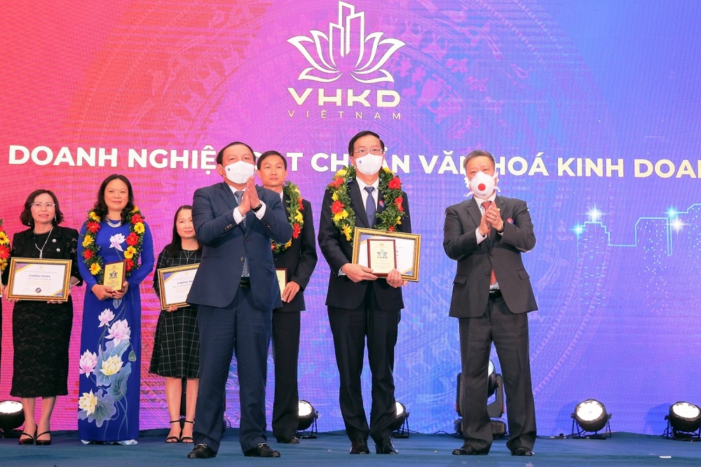Petrovietnam phát động tham gia chương trình xét công nhận doanh nghiệp đạt chuẩn văn hóa năm 2023