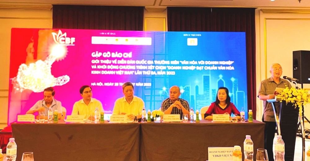 Petrovietnam phát động tham gia chương trình xét công nhận doanh nghiệp đạt chuẩn văn hóa năm 2023