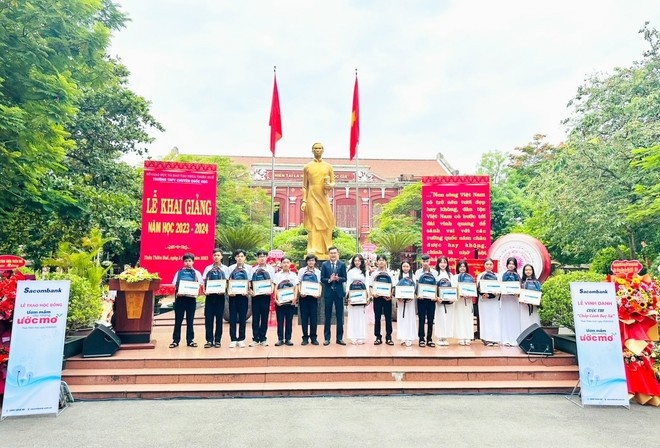 Tin ngân hàng ngày 11/9: Vì sao Phó Chủ tịch NCB Nguyễn Tiến Dũng xin từ nhiệm? Tin ngân hàng ngày 11/9: Vì sao Phó Chủ tịch NCB Nguyễn Tiến Dũng xin từ nhiệm?