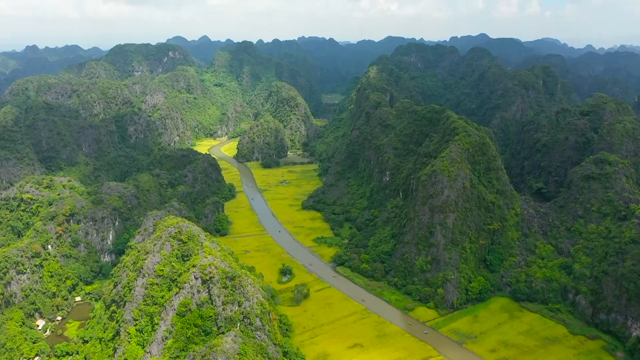 Ninh Bình - Vùng đất giàu bản sắc văn hóa Ninh Bình - Vùng đất giàu bản sắc văn hóa