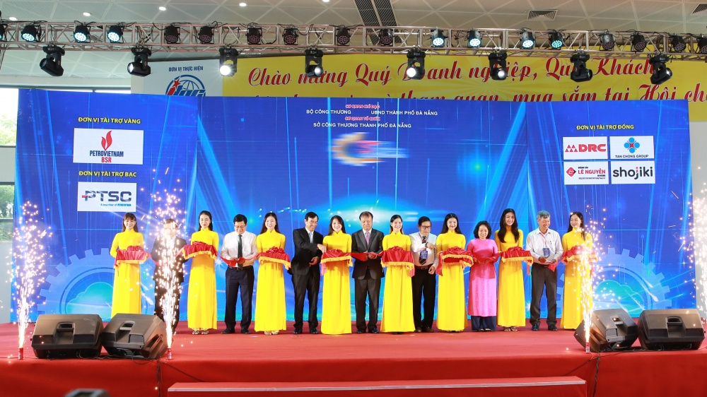 BSR và PTSC tăng cường quảng bá tại triển lãm công nghiệp hỗ trợ, chế biến chế tạo năm 2023