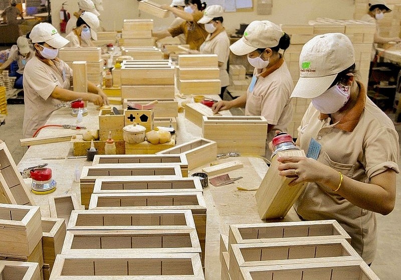 Tin tức kinh tế ngày 18/9: Xuất nhập khẩu được dự báo đã chạm đáy