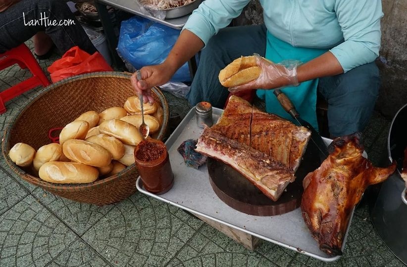 Điểm mặt 7 món ăn sáng Huế mà người địa phương hay ăn Điểm mặt 7 món ăn sáng Huế mà người địa phương hay ăn