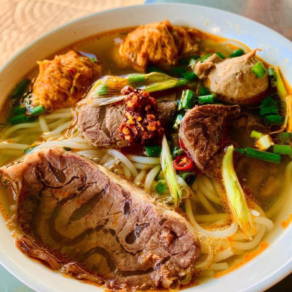 Điểm mặt 7 món ăn sáng Huế mà người địa phương hay ăn Điểm mặt 7 món ăn sáng Huế mà người địa phương hay ăn