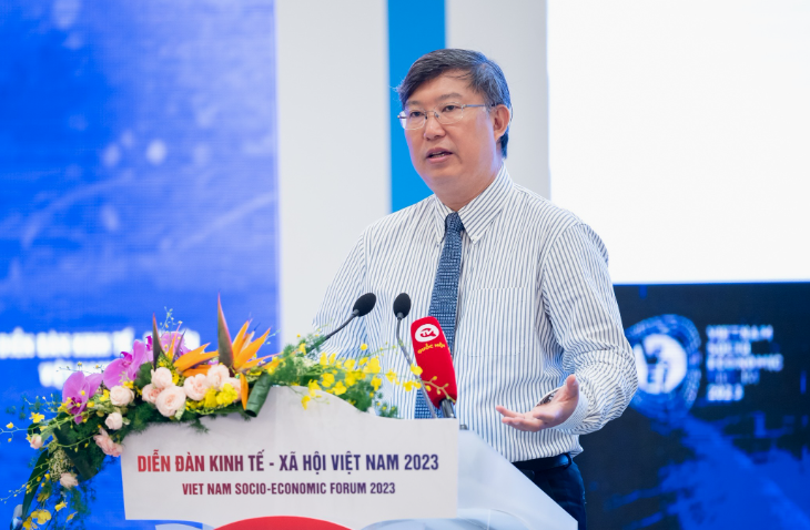 Cần ưu tiên đầu tư năng lượng tái tạo, thúc đẩy chuyển đổi xanh Cần ưu tiên đầu tư năng lượng tái tạo, thúc đẩy chuyển đổi xanh