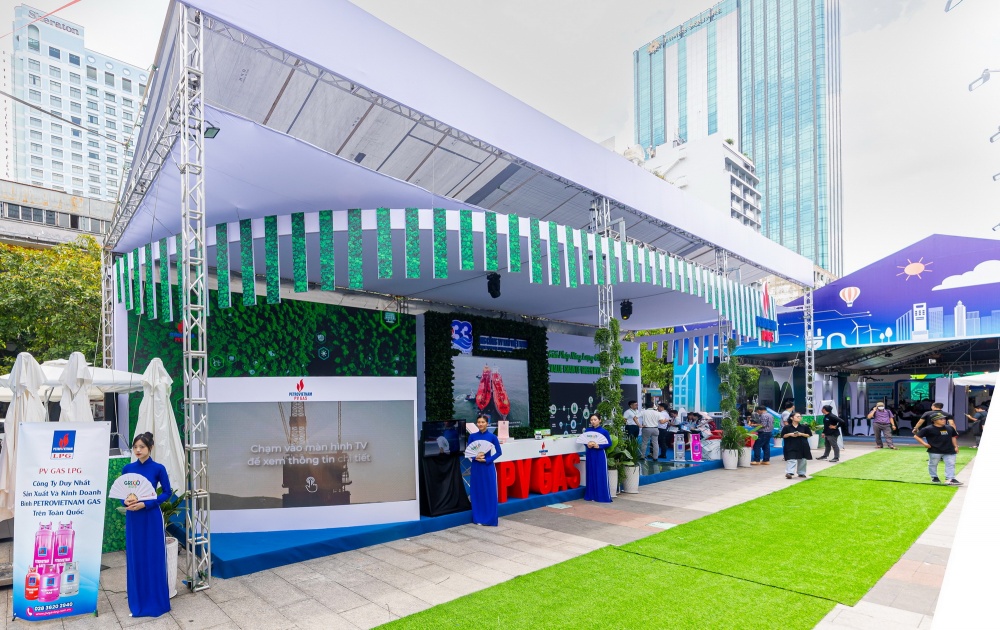 Gian triển lãm xanh tươi và ấn tượng