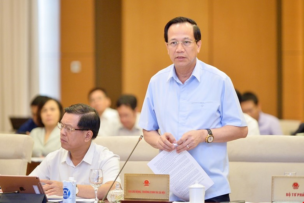Giảm mức hưởng khi rút BHXH một lần, khuyến khích người ở lại hệ thống - 1