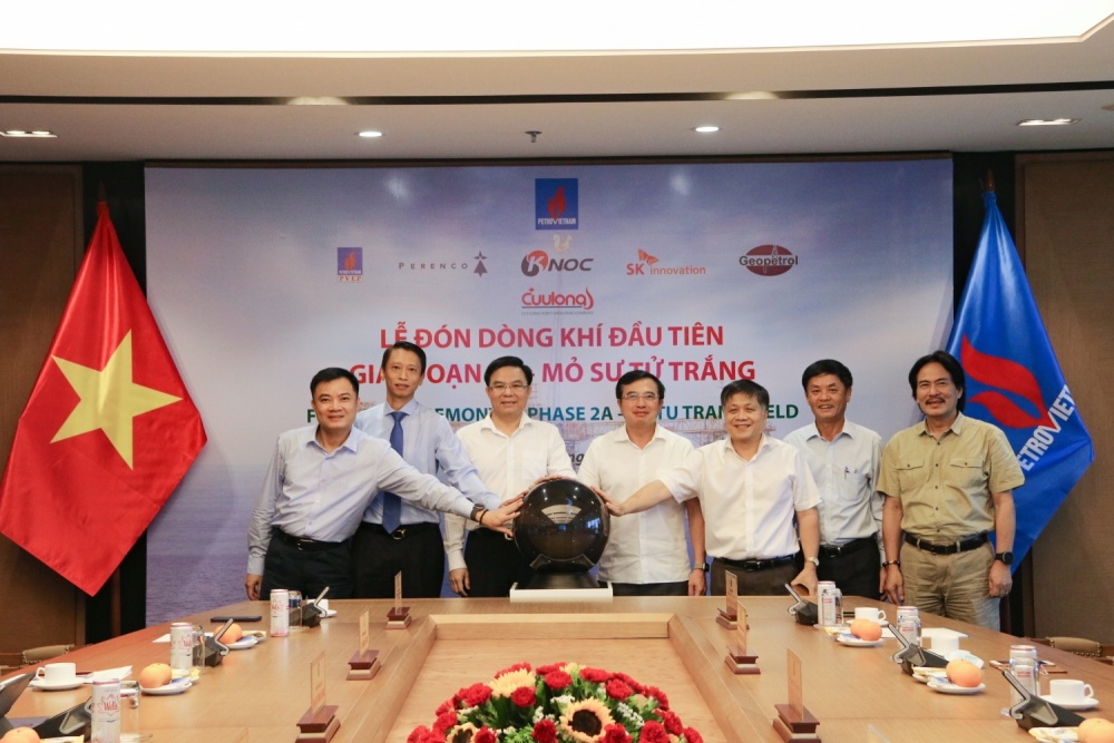 Chinh phục “sư tử” biển khơi