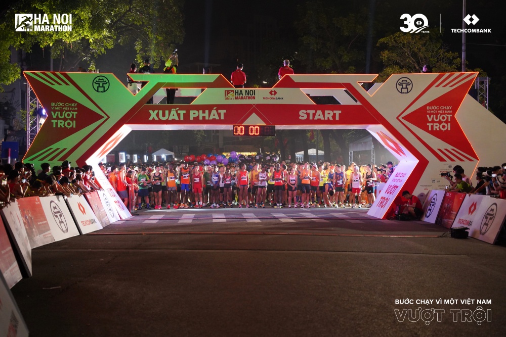 9,000 vận động viên tham gia “Bước chạy vì một việt nam vượt trội”, gắn kết cộng đồng và bứt phá những kỷ lục cá nhân 9,000 vận động viên tham gia “Bước chạy vì một việt nam vượt trội”, gắn kết cộng đồng và bứt phá những kỷ lục cá nhân