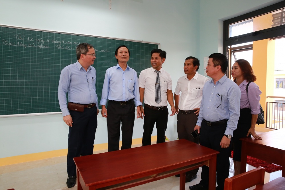 Khánh thành trường tiểu học tại Quảng Ngãi do BSR tài trợ