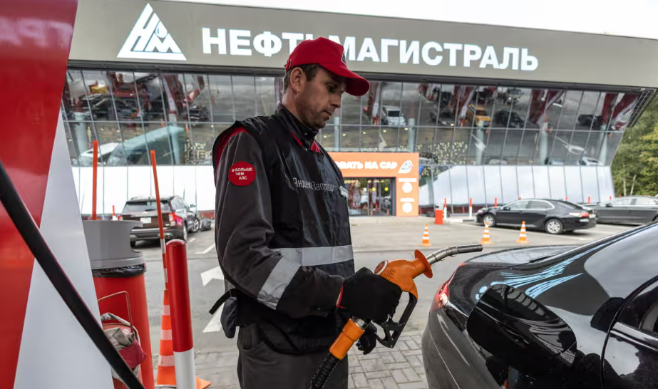 Moscow làm tổn thương các nhà khai thác dầu trong nước sau lệnh cấm xuất khẩu Moscow có