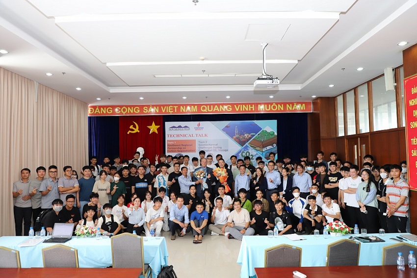 PVU tổ chức nói chuyện chuyên đề về “Những thách thức địa cơ học trong quá trình lưu trữ CO2 địa chất và Đối tác Vùng Tây Nam về cô lập Carbon