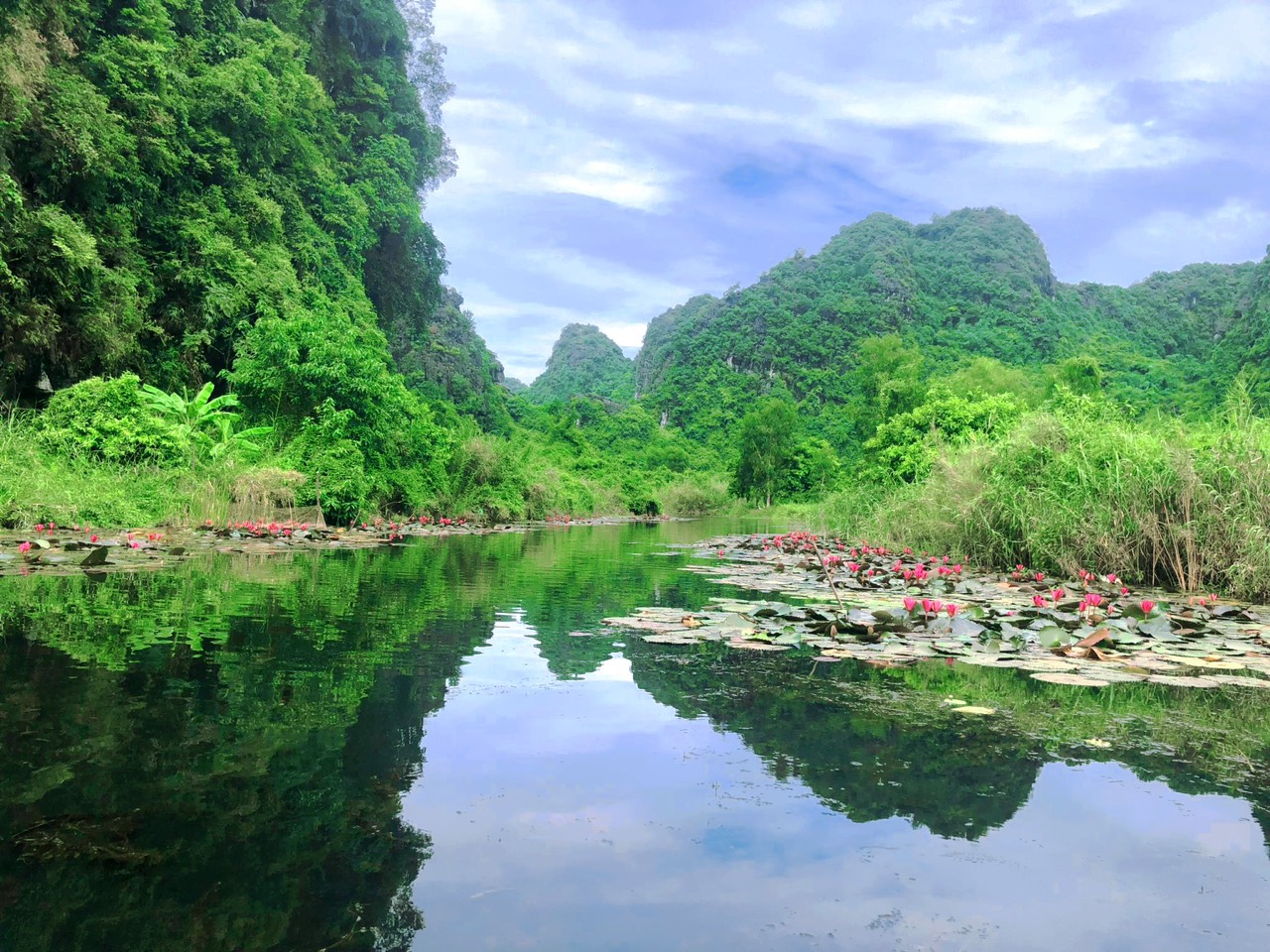 Vẻ đẹp thiên nhiên hoang sơ cuốn hút của Thung Nắng Vẻ đẹp thiên nhiên hoang sơ cuốn hút của Thung Nắng