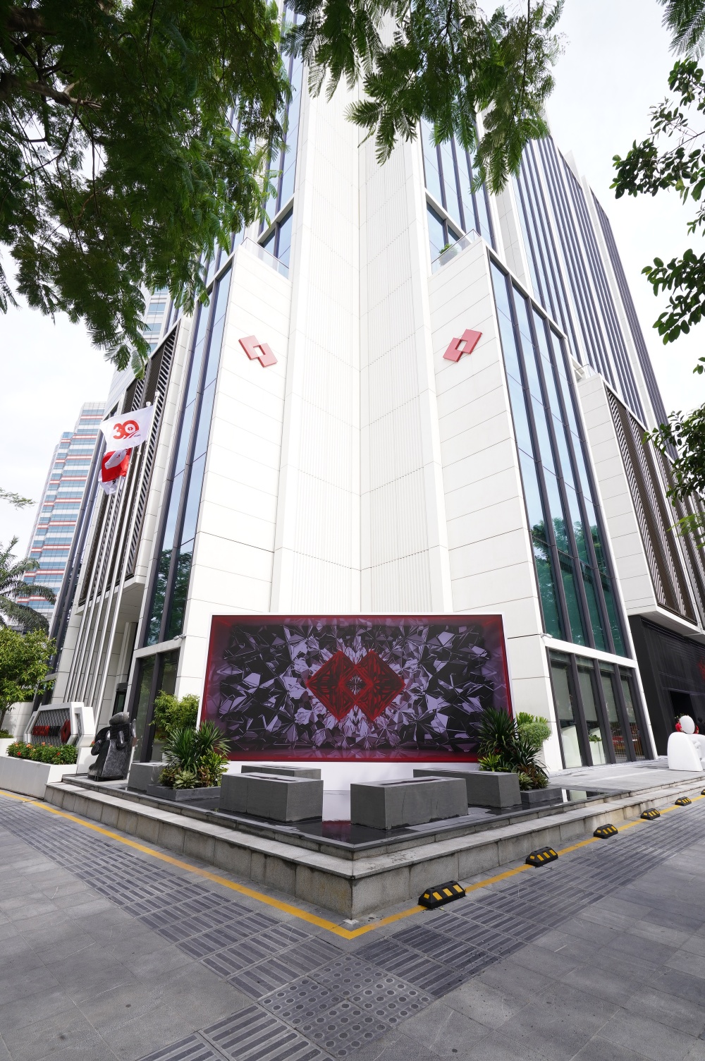 Techcombank khai trương trụ sở mới tại Hà Nội và Thành phố Hồ Chí Minh