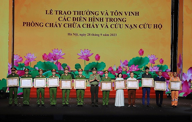 Phát động toàn dân tham gia phòng cháy chữa cháy