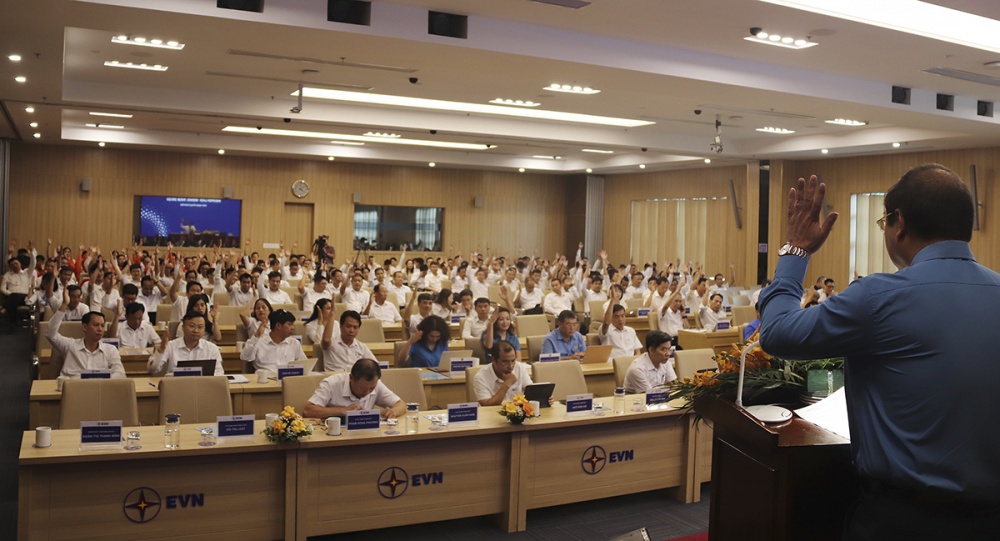 Công đoàn Điện lực Việt Nam khẳng định vai trò chăm lo thiết thực và hiệu quả cho người lao động Công đoàn Điện lực Việt Nam khẳng định vai trò chăm lo thiết thực và hiệu quả cho người lao động