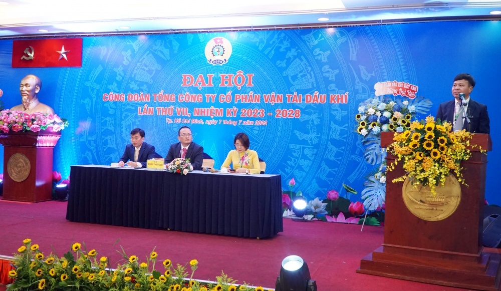 Ông Phạm Việt Anh định hướng hoạt động Công đoàn PVTrans tại đại hội Công đoàn TCT nhiệm kỳ 2023 - 2028 Ông Phạm Việt Anh định hướng hoạt động Công đoàn PVTrans tại đại hội Công đoàn TCT nhiệm kỳ 2023 - 2028