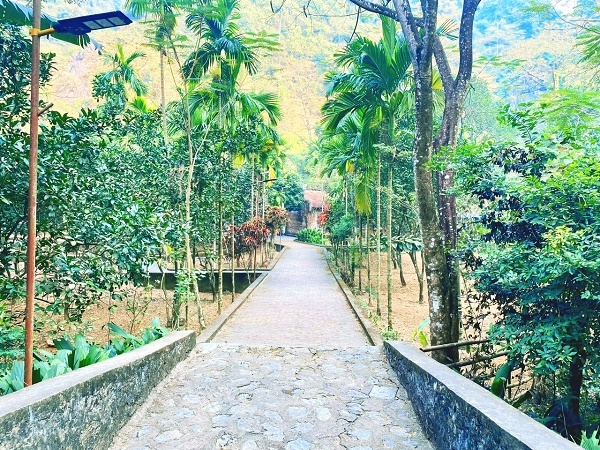 Đền Thung Lá – Điểm du lịch về nguồn linh thiêng ở Ninh Bình Đền Thung Lá – Điểm du lịch về nguồn linh thiêng ở Ninh Bình