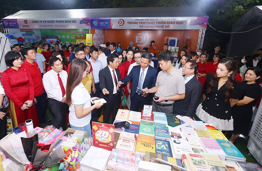 Agribank: Tự tin bứt phá mọi giới hạn trong kỷ nguyên thanh toán số Agribank: Tự tin bứt phá mọi giới hạn trong kỷ nguyên thanh toán số