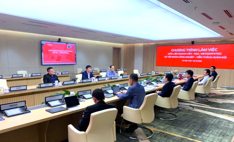 Liên doanh Việt – Nga Vietsovpetro làm việc với Tập đoàn Viễn thông quân đội về CĐS Liên doanh Việt – Nga Vietsovpetro làm việc với Tập đoàn Viễn thông quân đội về CĐS